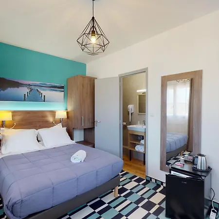 Hotel Les Pieux En Cotentin 3*