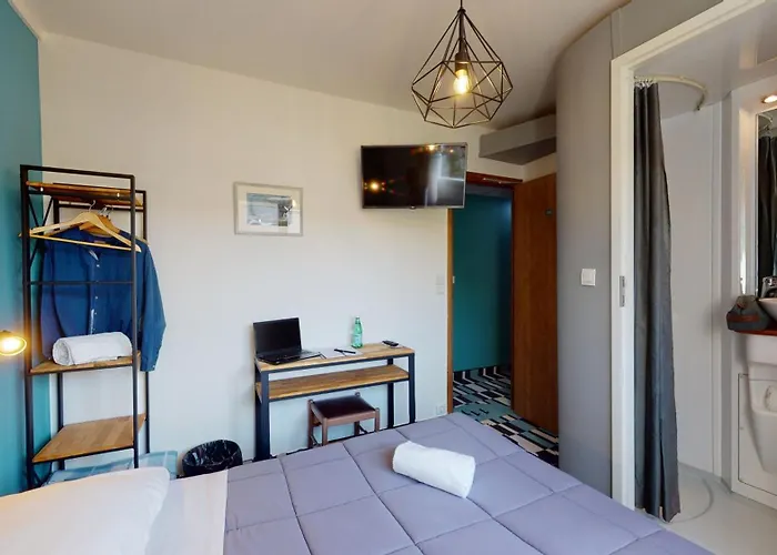 Hotel En Cotentin 3*